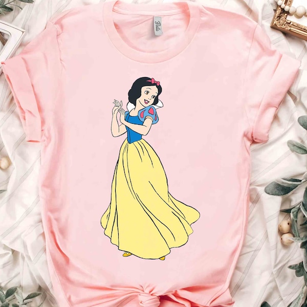 Disney Princess Snow White Classic Pose Retro Shirt, WDW Magic Kingdom Holiday Unisex T-shirt Family Birthday Gift Adult Kid Toddler Tee