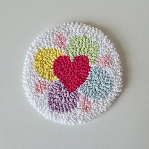 Mug Rug Boho Punch Needle Untersetzer Handgemachter getufteter Becher Teppich Einweihungsparty Geschenkidee Tee Kaffeeliebhaber Geschenk