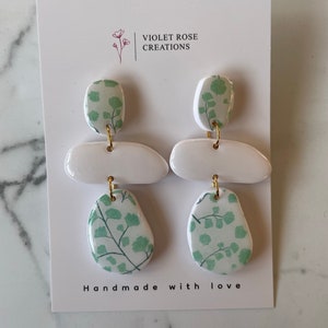 Green & White Pebble Dangles | POLYMER CLAY EARRING | Handmade Statement Dangle Earrings