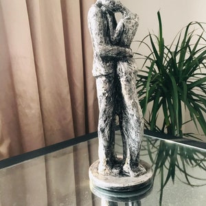 Man Hugging Woman Sculpture - Embracing Lovers - Couple in Love ...