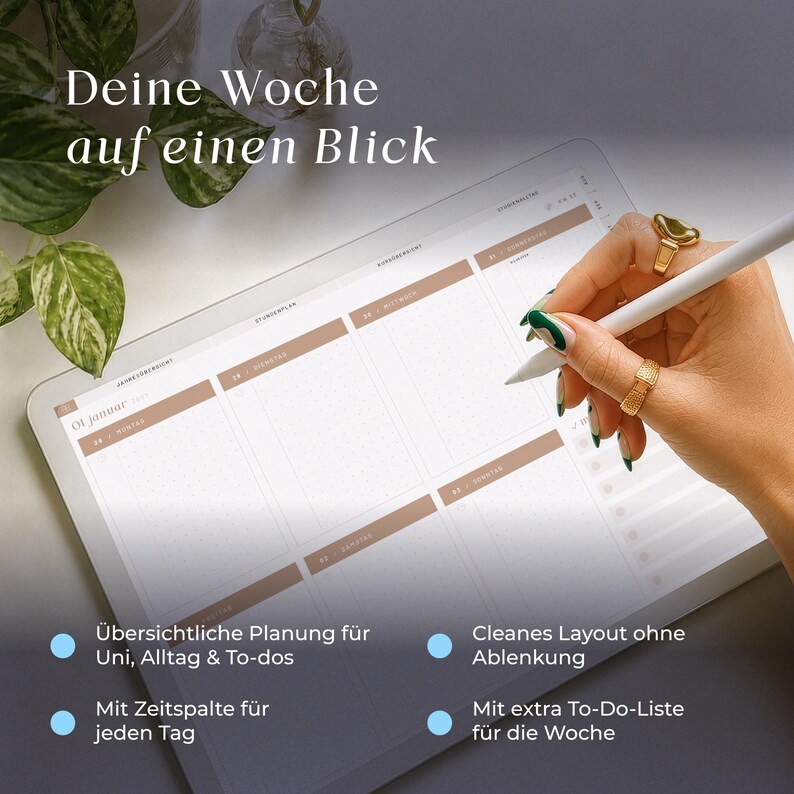 May include: A digital tablet displaying a weekly planner template with the German text 'Deine Woche auf einen Blick' at the top. The screen shows a grid layout with beige headers for days of the week, a dot grid background, and bulleted feature lists.