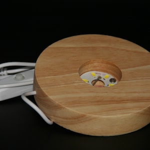 Color changing round light stands