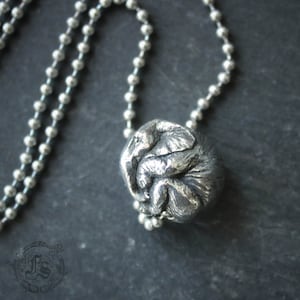 Elephant Pendant Necklace in Pewter.