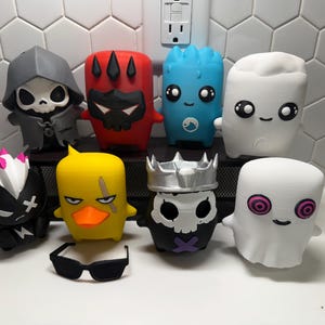 Sprite Display Figures - 4.5" 3D Printed Figure Collectible - Duck Reaper Boss King Punk