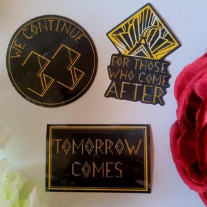 Clair Obscur Expedition 33 stickers with quotes sayings black and gold