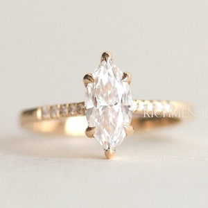 2 CT Marquise Cut Moissanite Engagement Ring Marquise Solitaire Engagement Ring 18K Solid Gold Wedding Ring Anniversary Gift Ring for Her