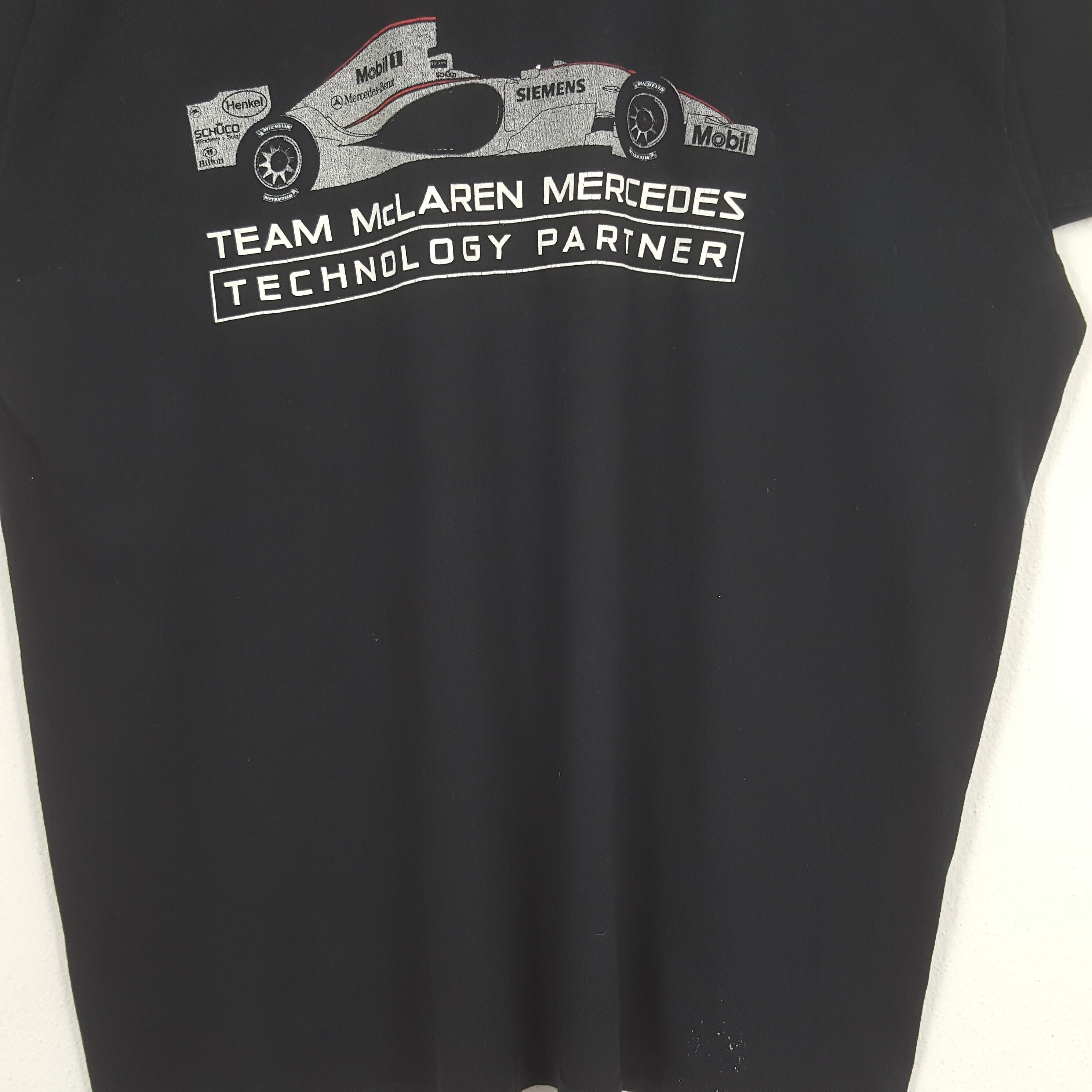 T-shirt McLaren Mercedes F1 Team - Vodafone - Taille M - état Correct