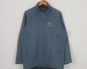 Vintage Arc'Teryx Outdoor wandeljack in tactische stijl