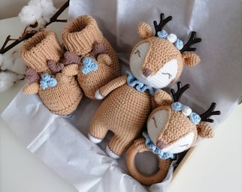 Baby Gift Set / 3 piece crochet Deer Baby Gift Set / Rattle Set / Baby Gift / Handmade / Sensory Toy/ Crochet Animals, Newborn Set,Deer Toys