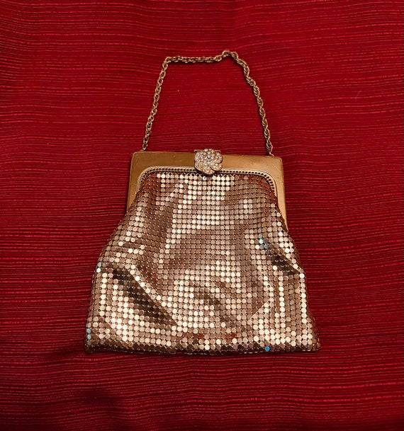 1930’s Era Vintage Whiting & Davis Gold Mesh Purse - image 1