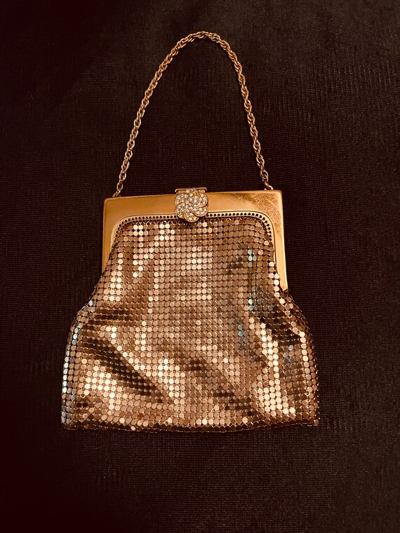 1930’s Era Vintage Whiting & Davis Gold Mesh Purse - image 9