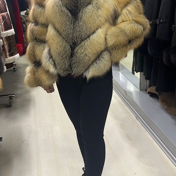 Stylish Fur Jacket for Her - Ideal Gift for Any Occasion Fur Jacket