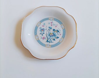 Vintage Keramik weiße und blaue Blumen kleine Dessertteller, 16cm, Goldrand, 1980er Jahre, Geschenkidee