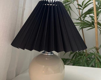 Pleated lamp, Table lamp Desk lamp for living room bedroom bedside lamp, Nordic style lamp New Pleated Lampshade in Different Colors...