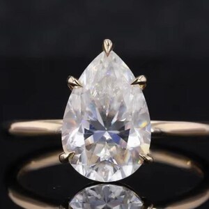 3.00 Carat IGI Certified E-VVS2 Pear Cut Lab Grown Diamond Solitaire Engagement Ring / Classy Pear Cut Diamond Ring / 14k Yellow Solid Gold