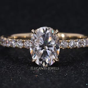 1.5 CT Oval Cut Lab Grown Diamond Engagement Ring Hidden Halo Wedding Ring Diamond Ring for Women Anniversary Gift Oval Cut Diamond Ring