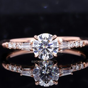 0.50 - 3.00 Ct IGI CERTIFIED E/VS1 Round IDEAL Cut Lab Grown Diamond Three Stone Solitaire Engagement Ring, Side Baguettes ,14k White Gold