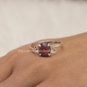 Natural Garnet Ring, 925 Sterling Silver Ring, January Birthstone, Minimalist Gemstone Ring, Every Day Jewellery, Birthday Gift For Her