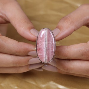 Natural Rhodochrosite Ring, 925 Sterling Silver Ring, Oval Shape Ring, Handmade Ring, Boho Ring, Statement Ring, Crystal Ring, Gift for Her