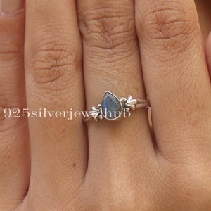 Geschliff Labradorit Ring, 925 Sterling Silber Ring, Natürlicher Edelstein Ring, Handgefertigter Ring, Boho Schmuck, Stein bezogen aus Kanada