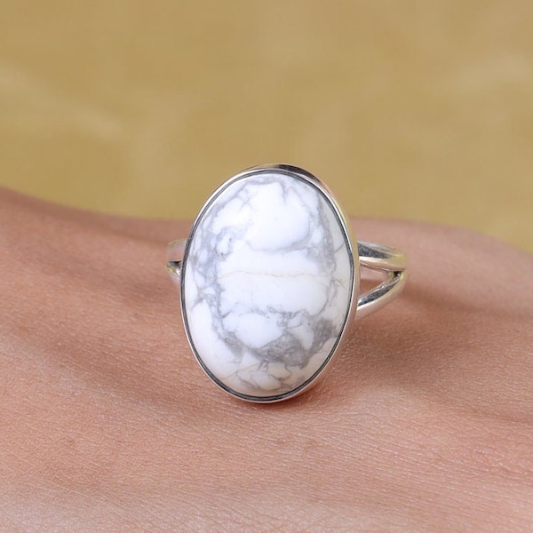 Natural Howlite Ring, 925 Sterling Silver Ring, Oval Shaped Ring, Handmade Ring, Gemstone Ring, Ring for Women, Boho Ring, Statement Ring