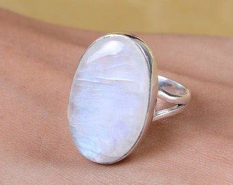 Rainbow Moonstone Ring, 925 Sterling Silver Ring, Oval Shaped Ring, Gemstone Ring, Handmade Ring, Ring for Women, Crystal Ring, Boho Ring