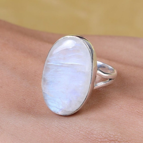 Rainbow Moonstone Ring, 925 Sterling Silver Ring, Oval Shaped Ring, Gemstone Ring, Handmade Ring, Ring for Women, Crystal Ring, Boho Ring