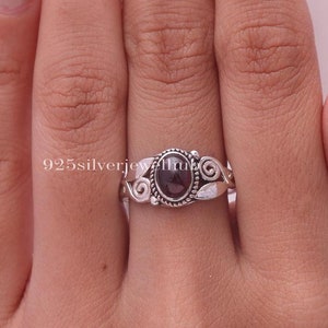Garnet Ring, 925 Sterling Silver Ring, Cabochon Gemstone Ring, Handmade Ring, January Birthstone Jewellery, Boho Ring, Women Silver Ring
