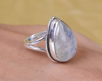Rainbow Moonstone Ring, 925 Sterling Silver Ring, Pear Shaped Ring, June Birthstone, Handmade Ring, Gemstone Ring, Crystal Ring, Boho Ring