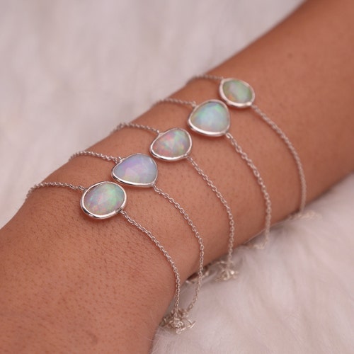 Bracelet en opale d'Éthiopie, bracelet en argent sterling 925, pierre de naissance d'octobre, bracelet fait main, bijoux en pierres précieuses naturelles, cadeau pour elle