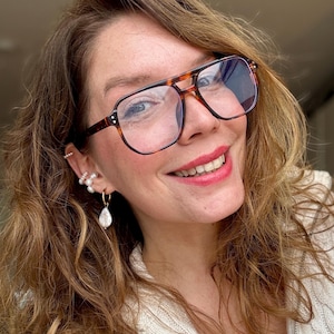 Orecchino a polsino con perle fatto a mano, clip per orecchini con perle, regalo per la fidanzata, gioielli da sposa
