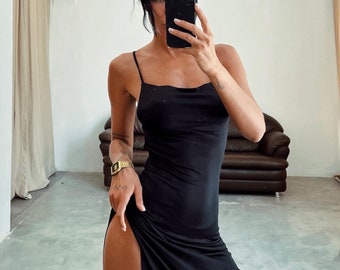 Black Chic Long Dress with Side Slit and Back Cleavage