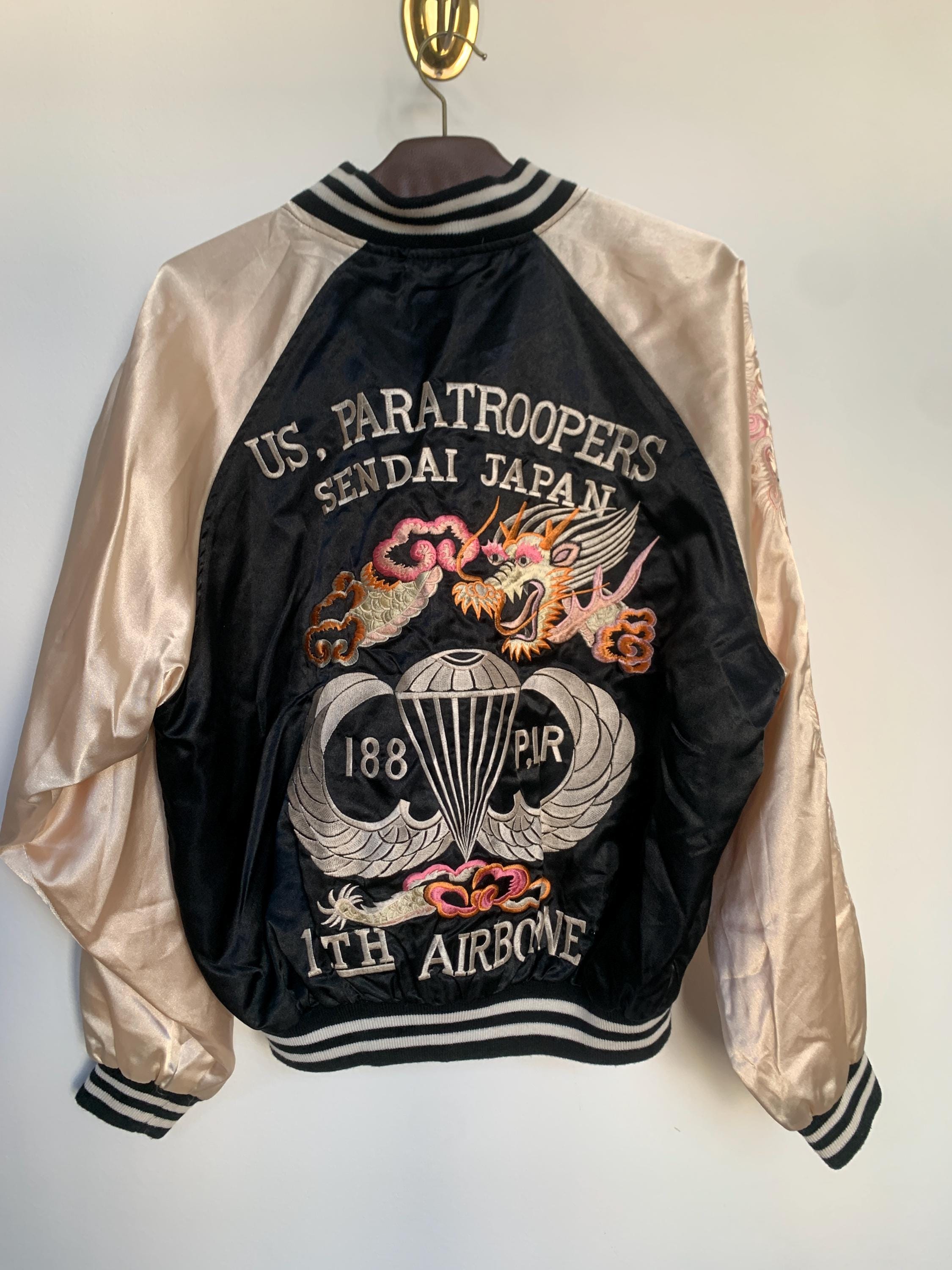 Rare Sukajan Souvenir Nylon Jacket Dragon Embroidery Pink Black