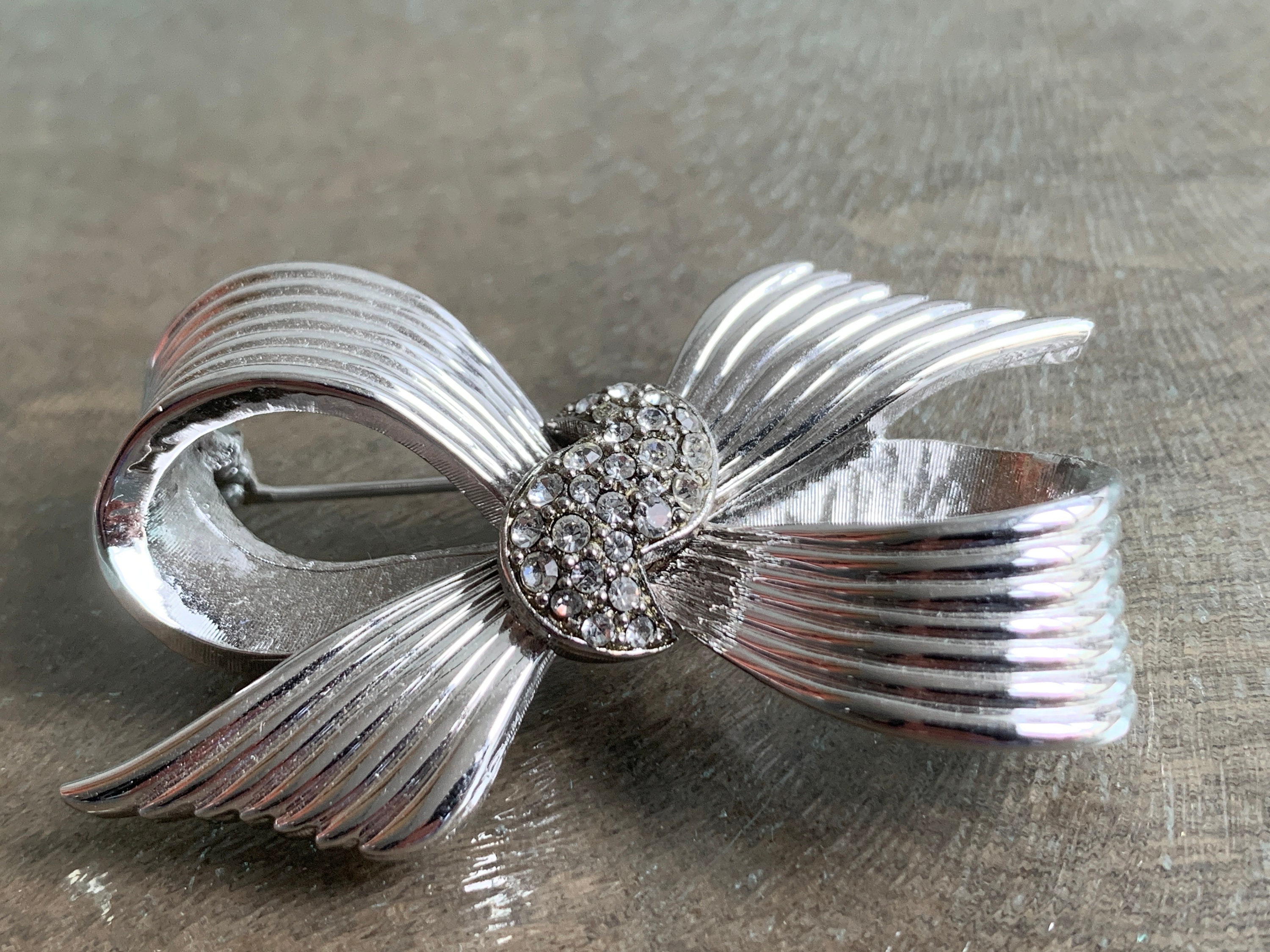 Jomaz brooch - Etsy 日本