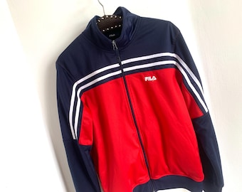 Chaqueta deportiva FILA de los años 90, color rojo y azul marino, estilo vintage.