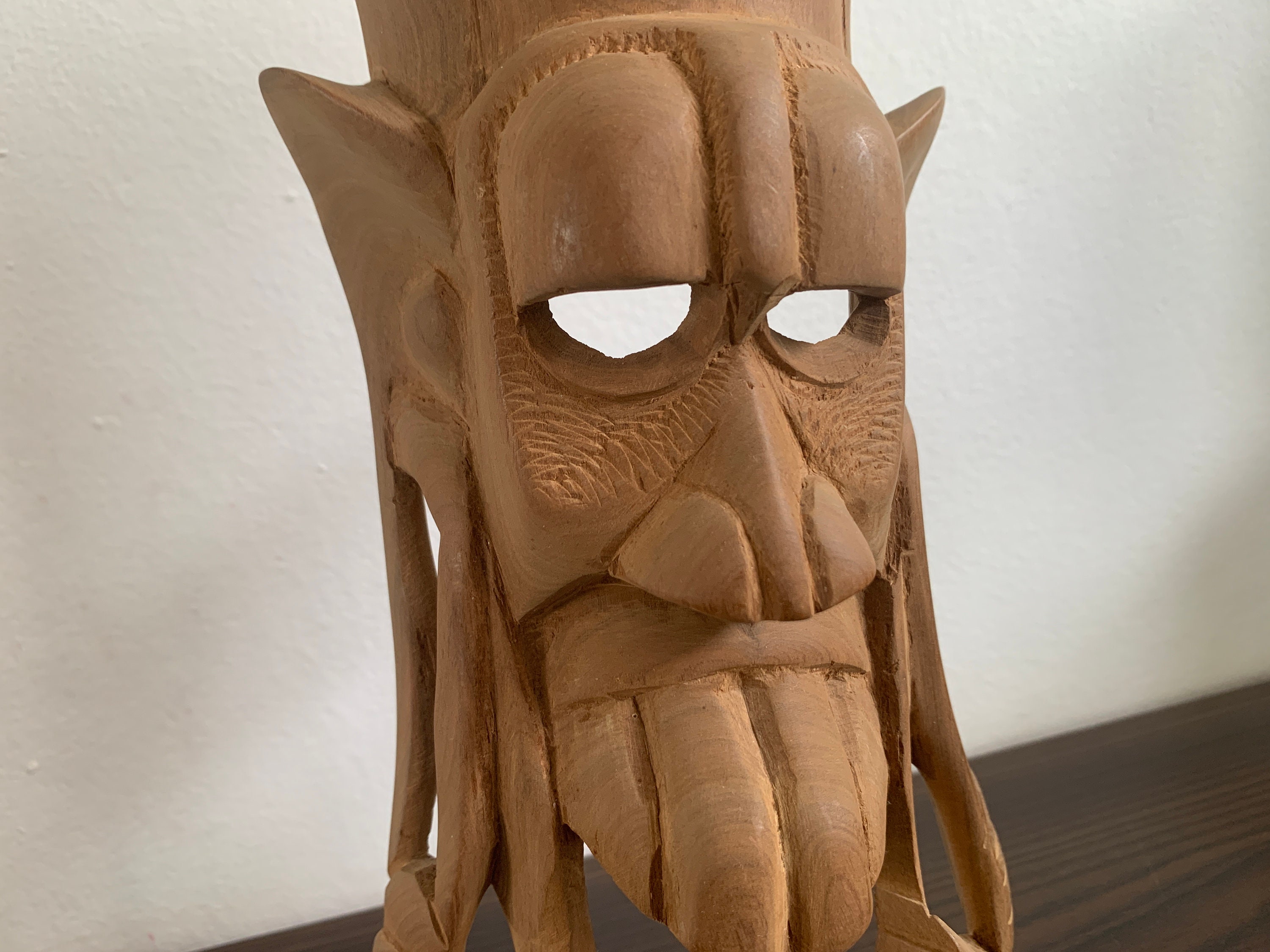 木製アフリカマスク男性部族ヴィンテージスタンド彫刻 - Etsy 日本