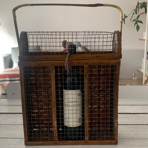 Seltene Weincarrire Halter Tasche aus Holz Bambus Metallgitter Antik