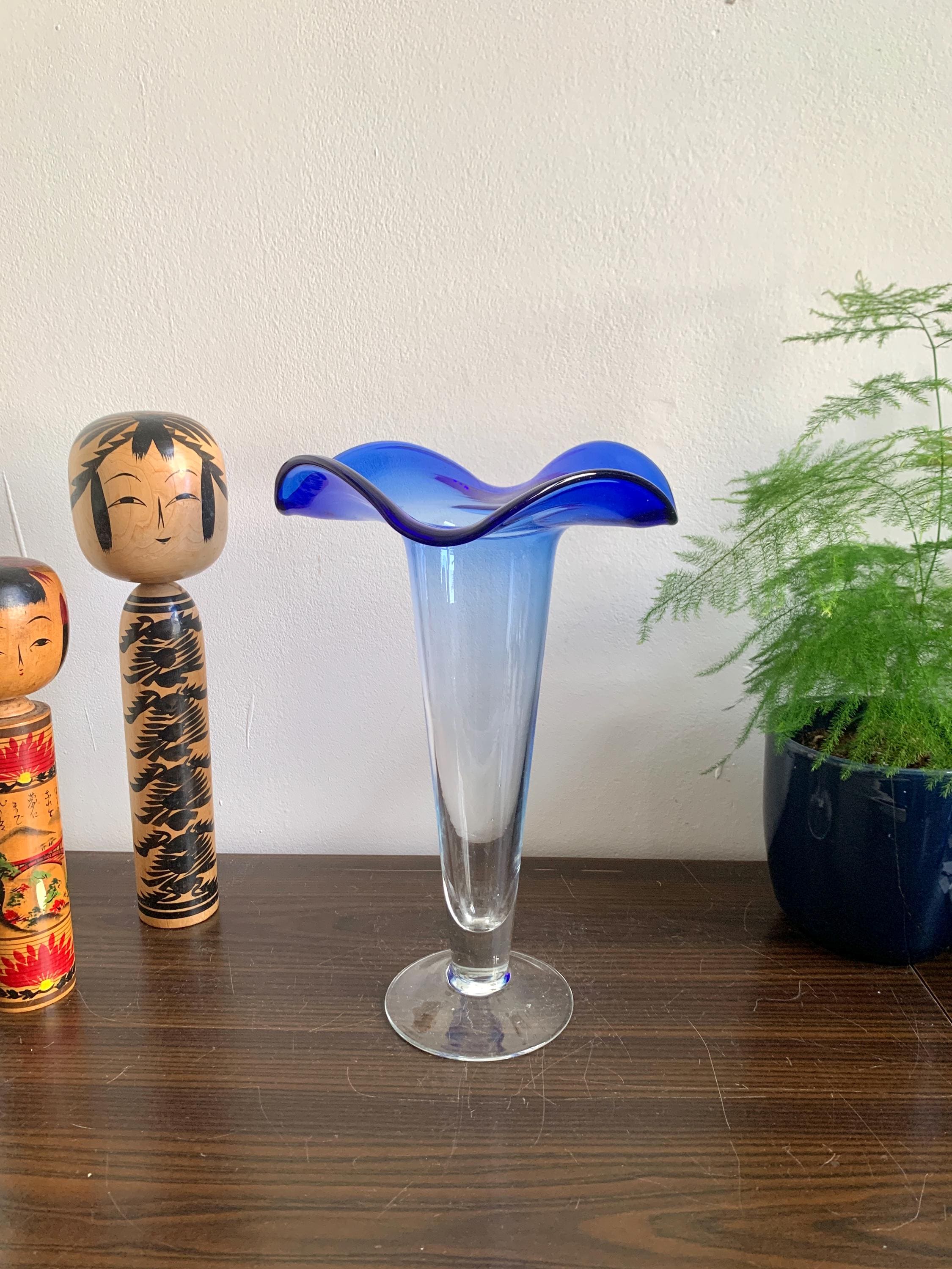 コバルトブルー ガラス製 花瓶 フリル縁 ヴィンテージ - Etsy 日本