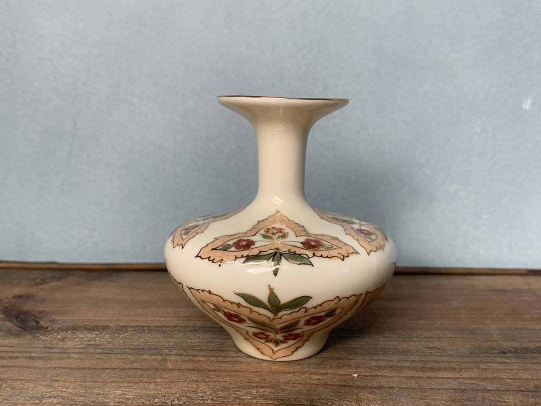 80s Zsolnay Hungary Hand Painted Pecs Vintage Flower Vase Ceramic