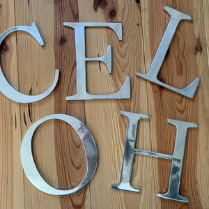 Letras de aço inoxidável cromadas para placas de parede vintage C E L O H