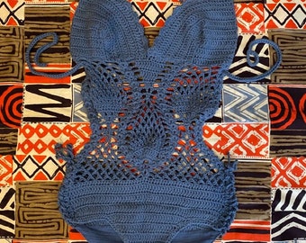 Maillot de bain crocheté à la main