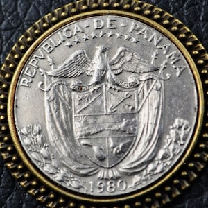 Large Panama Coat of Arms Coin Pendant Necklace