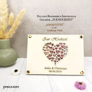 Personalisierte Holzkarte zur Hochzeit – Handgefertigtes Geldgeschenk mit Herzdesign und Wunschgravur, Personalisierte Holzkarte Hochzeit