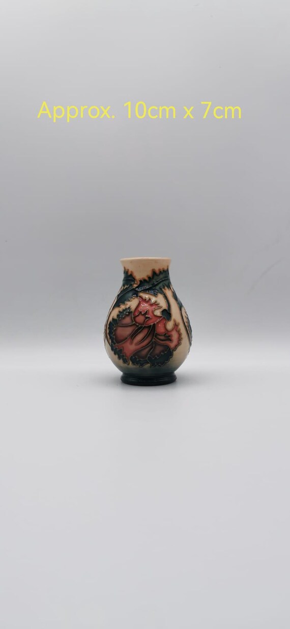 ムーアクロフト 7/3 型ピンクフローラルアザミ花瓶 1996 - Etsy 日本