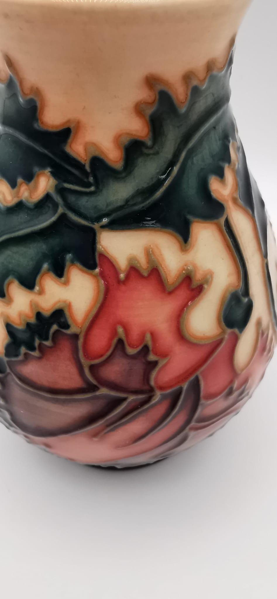 ムーアクロフト 7/3 型ピンクフローラルアザミ花瓶 1996 - Etsy 日本