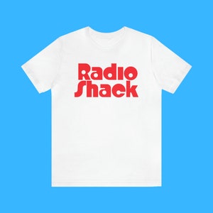 Vintage Radio Shack T-Hirt, Retro Radio Shack 80&#39;s Shirt, Battery of the Month Club, Vintage 70&#39;s Radio Shack Logo, Campy Nerdy Dork Shirt