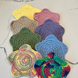 Posavasos de estrella de ganchillo / hechos a mano • estilo cottagecore • coloridos • celestiales • de hadas • {azul, verde, amarillo, morado, rosa, beige, multicolor}