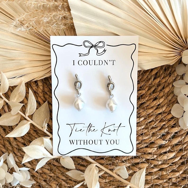 Pendientes de perlas para pedirle a una dama de honor que la acompañe, regalos de joyería para damas de honor de boda, chapados en oro o plata. imagen 14