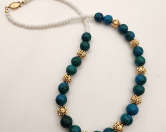 Round turquoise beaded necklace