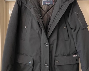 Warm, lovely women's coat. Size XL.